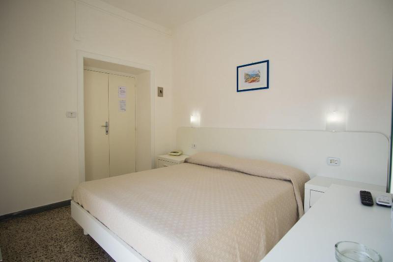 Delfino Hotel Marina di Camerota Luaran gambar