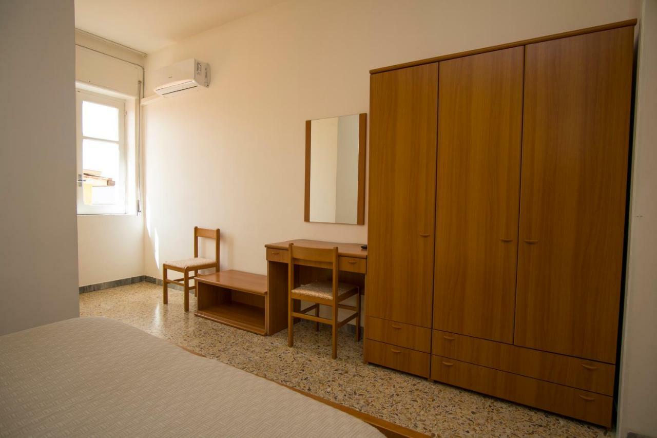 Delfino Hotel Marina di Camerota Luaran gambar